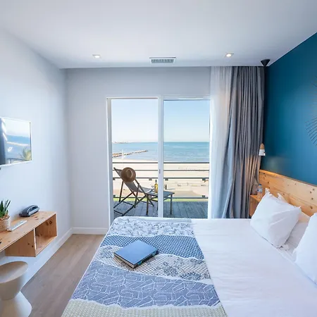 Otel Cafe Miramar 3*