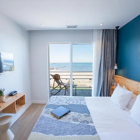 Otel Cafe Miramar 3*