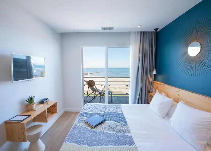 Hotel Café Miramar 3*