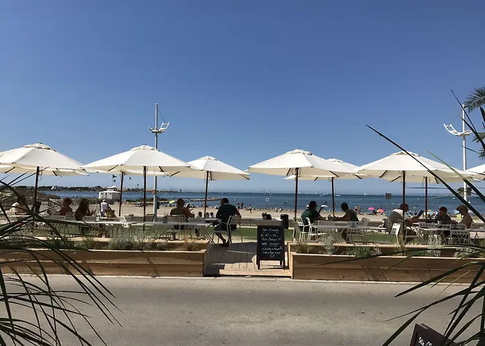 Hotel Café Miramar Le Grau-du-Roi