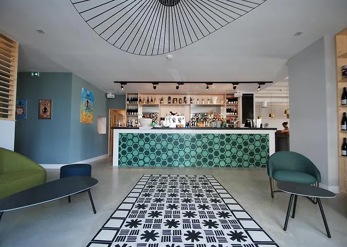 Café Miramar Hotel Le Grau-du-Roi