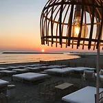 Cafe Miramar