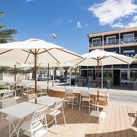 Cafe Miramar 3* 勒格罗-迪鲁瓦
