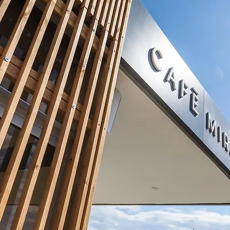 Cafe Miramar 酒店 3*