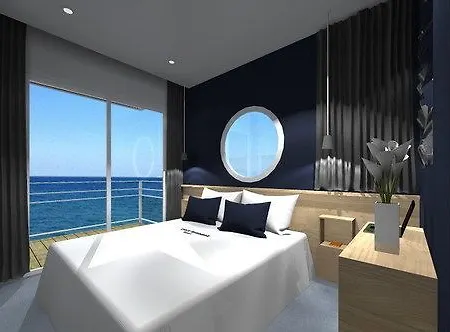 Отель Cafe Miramar 3*