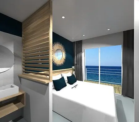 Отель Cafe Miramar 3*