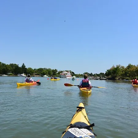 Café Miramar 3* Le Grau-du-Roi