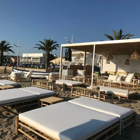 Cafe Miramar Hotel